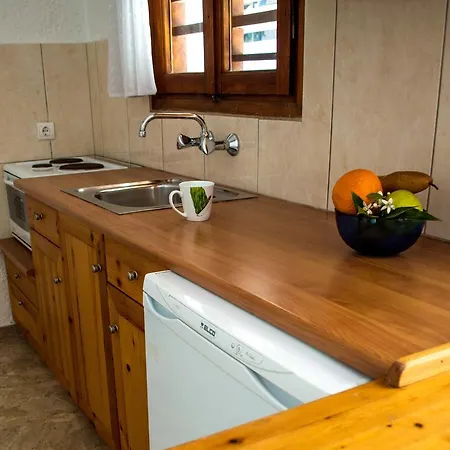 Theo Hotel apartamentowy Selianítika